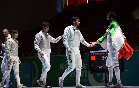 گاف عجیب فدراسیون شمشیربازی / نام کاپیتان حذف شد!