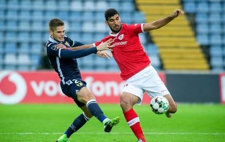 معاوضه مغانلو و محبی رسمی شد/ محبی در سانتاکلارا و مهاجم سابق پرسپولیس در سپاهان