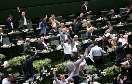 انجمن‌های اسلامی دانشجویان مستقل: نمایندگان به شعارهای انتخاباتی خود درباره شفافیت آرا وفادار باشند