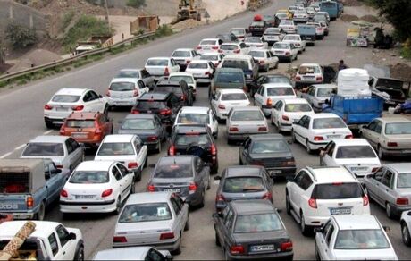 بدلیل ترافیک بازگشت مسافرین، جاده چالوس یک طرفه شد