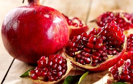برداشت ۷ تن انار در هر هکتار از باغات ارزوییه