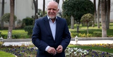  زنگنه: عملکرد دولت عالی بود/ بیش از 100 میلیارد دلار نفت نفروختیم