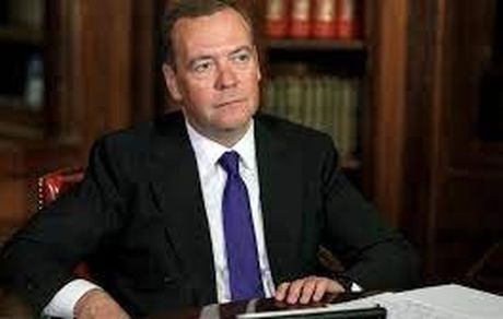 مدودف: پس از پیوستن سوئد و فنلاند به ناتو، روسیه دشمنان رسمی بیشتری خواهد داشت