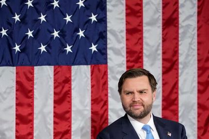 معاون ترامپ: ایرانیان مذاکرات فردا را جدی بگیرند