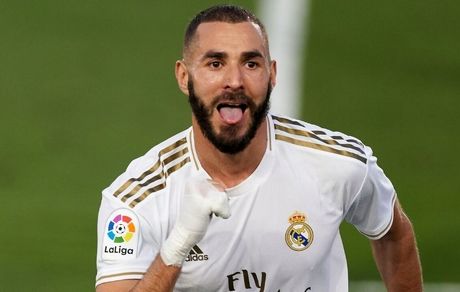 واکنش «بنزما» به تعریف رییس فدراسیون فوتبال فرانسه: «خنده‌دار است»