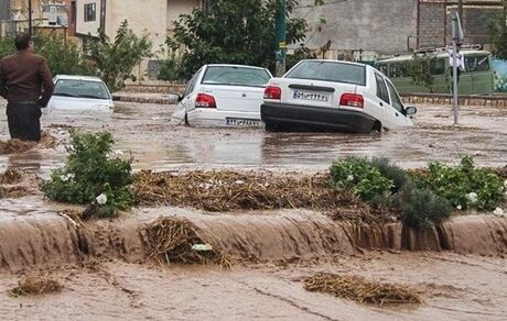 مرگ ۱۲ نفر در پی سیل در کشور/ امدادرسانی به بیش از ۳۶۰۰ تن