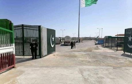 ممنوعیت ورود مسافر پاکستانی از پایانه میرجاوه