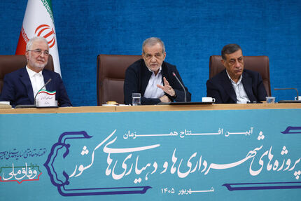 رئیس جمهور: اجازه توقف تولید را نمی‌دهیم