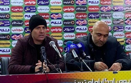 سرمربی پرسپولیس: باید از یک یار بیشتر استفاده می‌کردیم / از حذف شدن ناراحتیم
