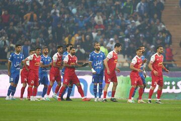 فیفا محرومیت استقلال را لغو کرد / پنجره پرسپولیس همچنان بسته ماند