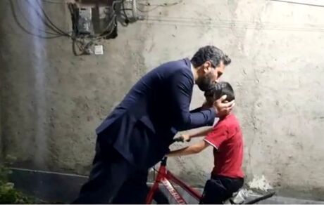 پاسخ رئیس جمهور به نامه‌ یک‌خطی پسربچه‌ اصفهانی