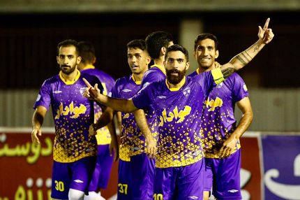 هوادار صدرنشین جدید لیگ دسته اول / ۹۰ بالاخره گل زد و برد