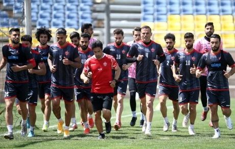 خروج دو بازیکن از پرسپولیس قطعی شد