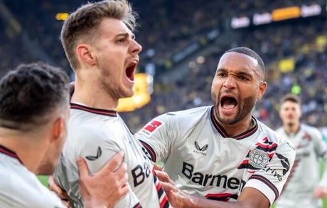 رقیب بایرن مونیخ باخت / لورکوزن و دورتموند بردند