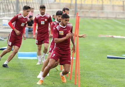 کالدرون به بازیکنان پرسپولیس استراحت داد