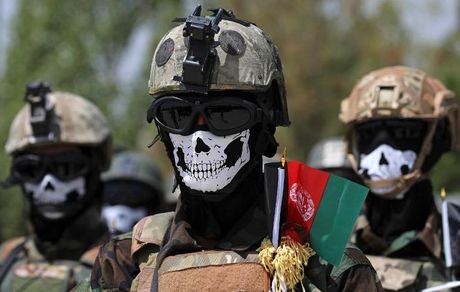 طالبان، فرودگاه قندهار را موشک باران کرد