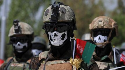 طالبان، فرودگاه قندهار را موشک باران کرد