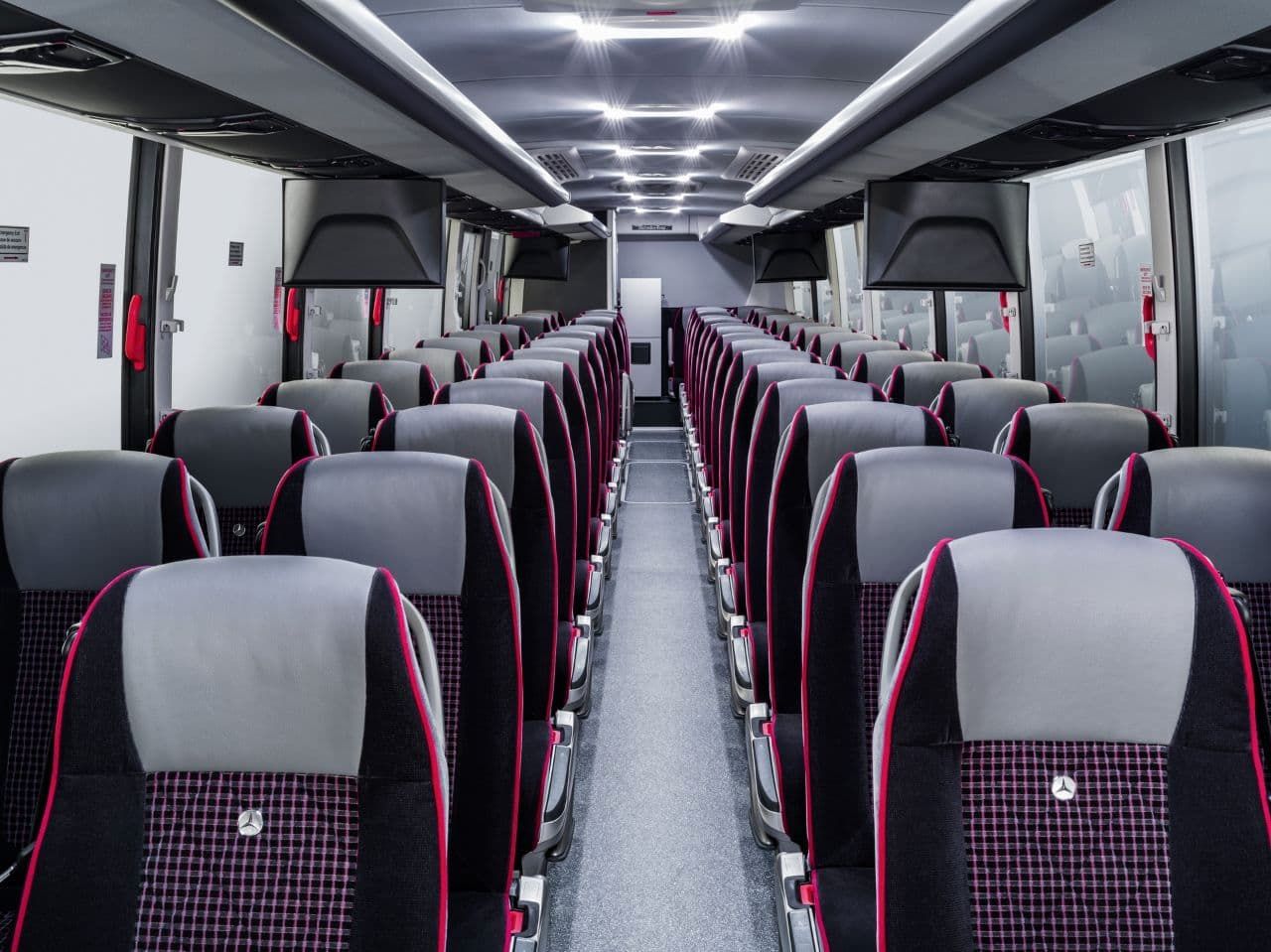 جدیدترین اتوبوس لوکس مرسدس بنز