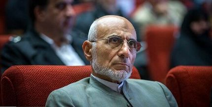 طعنه روزنامه جمهوری اسلامی به میرسلیم: تحلیلهای ناشیانه می کند
