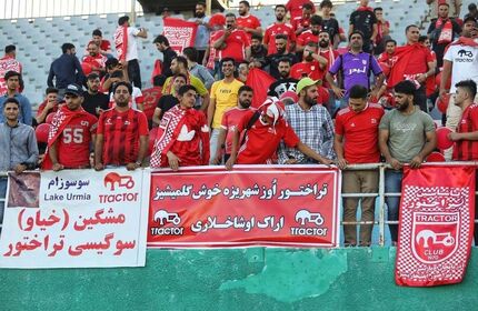 اولین برد تراکتور روسی در اراک بدست آمد