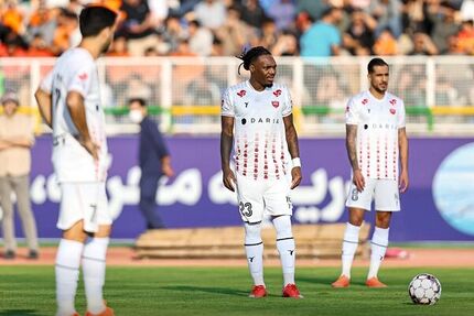 پرسپولیس صدرنشین لیگ برتر فوتبال شد