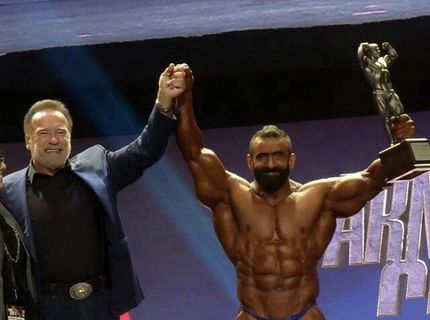 هادی چوپان قهرمان رقابت‌های آرنولد کلاسیک شد