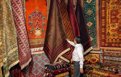 کدام صادرکننده فرش می‌تواند خودرو وارد کند؟