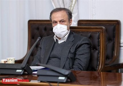 وزیر صمت: بازار خودرو از انحصار دو خودروساز کشور خارج شود