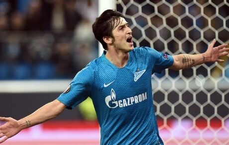 لیون با زنیت برای خرید سردار آزمون توافق کرد؟