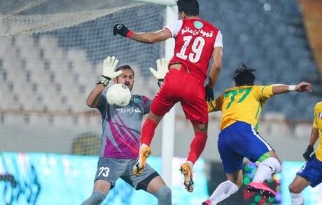 کارشناس داوری: پنالتی پرسپولیس اشتباه بود