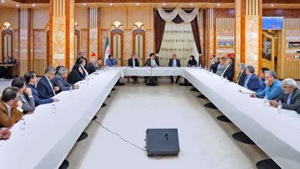 رئیسی: بنای دولت مردمی در مواجه با مسایل، نه عبور از کنار چالش‌ها بلکه حل مشکلات است