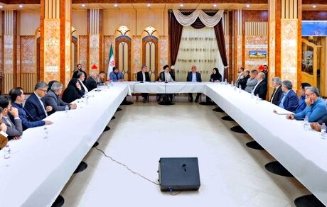رئیسی: بنای دولت مردمی در مواجه با مسایل، نه عبور از کنار چالش‌ها بلکه حل مشکلات است