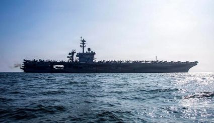 نیروی دریایی ارتش: ناوگروه آبراهام لینکلن نیروی دریایی آمریکا را مجبور به تغییر موقعیت کردیم