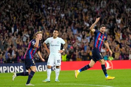 لواندوفسکی: اگر مراسم لغو نشود، باید توپ طلا را به بنزما داد