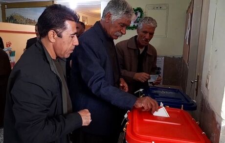 مشارکت ۵۵ درصدی واجدین شرایط انتخابات در قصرشیرین