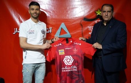 AFC: قهرمان ایران با ۳ خرید جدید تقویت شد