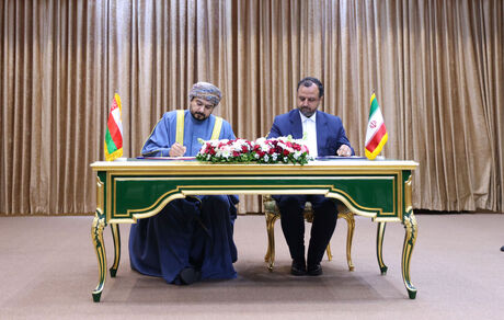 امضای اسناد همکاری بین ایران و عمان