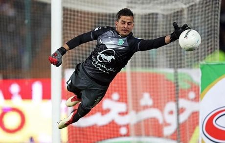 دروازه‌بان پرسپولیس رکورد زد