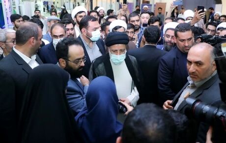 رئیس جمهور از اولین نمایشگاه رویداد «هم‌افزایی مدیریت ایران ۱۴۰۱» بازدید کرد