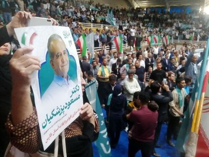 پزشکیان: نسل جدید جوانان ایران اگر باور شوند، فردا را خواهند ساخت