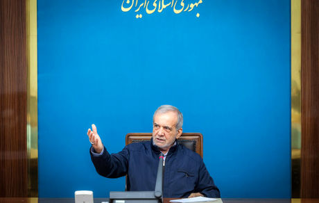 تاکید رئیس جمهور به ضرورت حضور بخش خصوصی در صنایع مربوط به دریا 