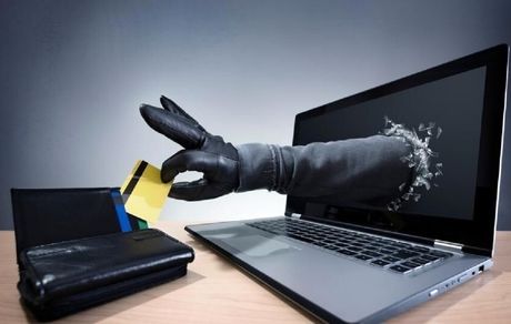 پلیس فتا: هنگام خرید کالا از فضای مجازی، درب منزل پرداخت کنید