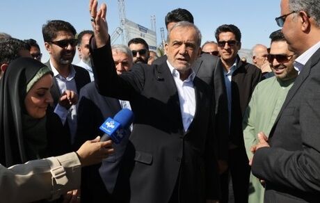 بازدید رئیس جمهور از شهر جدید تیس در استان سیستان و بلوچستان