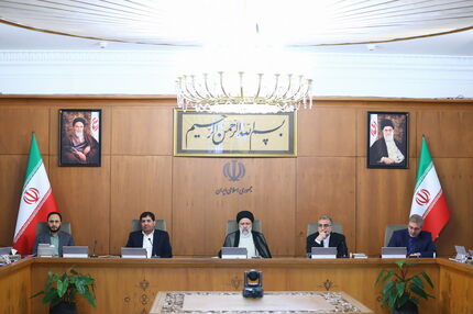 تاکید رئیس جمهور: تقویت اتحادیه‌ها در راستای مدیریت موثرتر قیمت‌ها و حفظ ثبات بازار