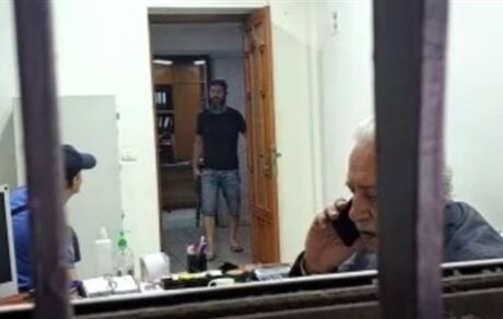 سرقت از یک بانک در لبنان با تپانچه اسباب بازی