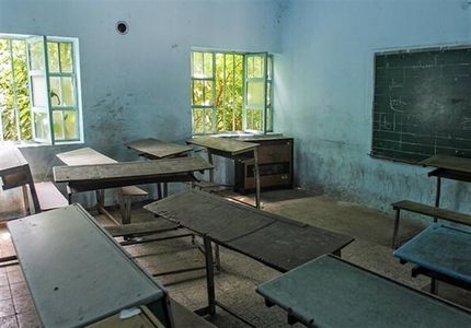 ۴۲ مدرسه در استان اصفهان بخاطر فرونشست تخلیه شدند