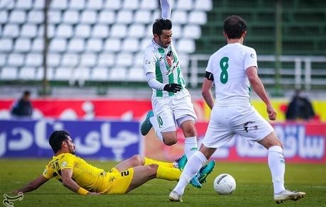 پهلوان در باشگاه پرسپولیس حاضر شد