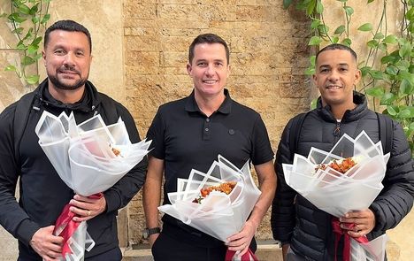 اوسمار ویرا سرمربی جدید تیم پرسپولیس وارد ایران شد