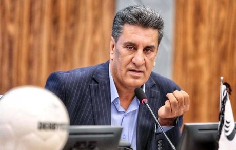 رئیس کمیته داوران فدراسیون فوتبال: دوره VAR در عربستان لغو شد