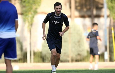 
میلیچ: پیشنهاد ساری، افتخار بزرگی برایم بود/ محرومیتم خنده‌دار است
